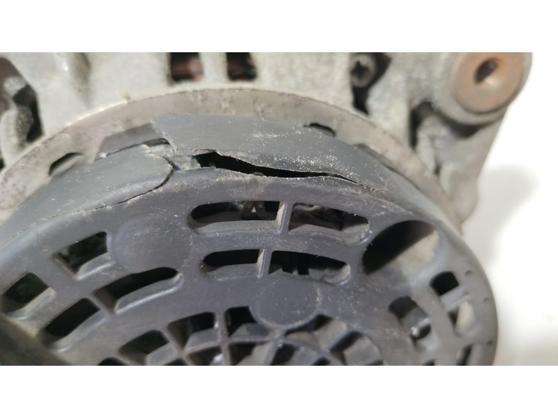 Recambio de alternador para renault clio iii 1.5 dci diesel referencia OEM IAM 8200660034A 77376 