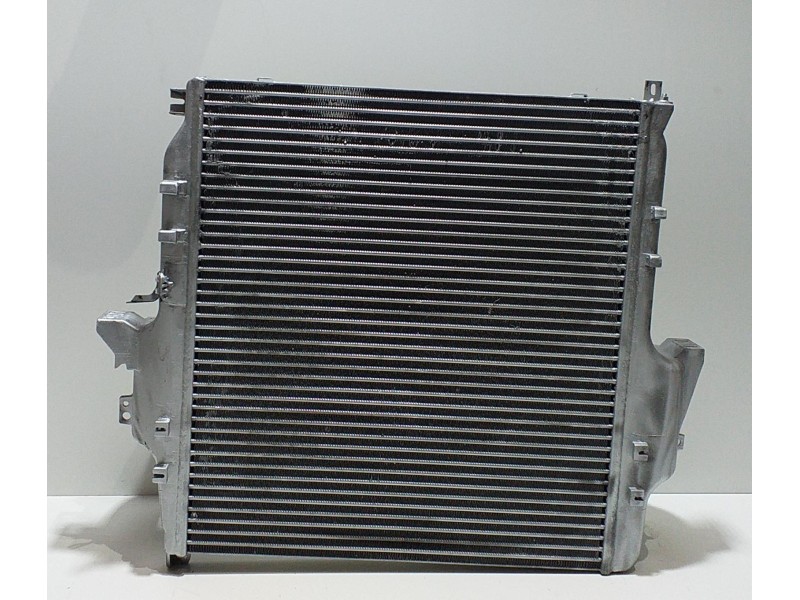 Recambio de intercooler para mercedes-benz actros 2/3 2 - ejes / 6 cil. 1841 4x2 om 501 la l (largo) referencia OEM IAM A9425011