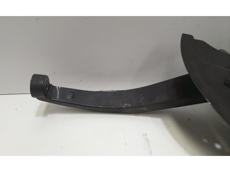 Recambio de mangueta delantera izquierda para mercedes-benz clase r (w251) 320 cdi l (251.122) referencia OEM IAM A2513300720 77