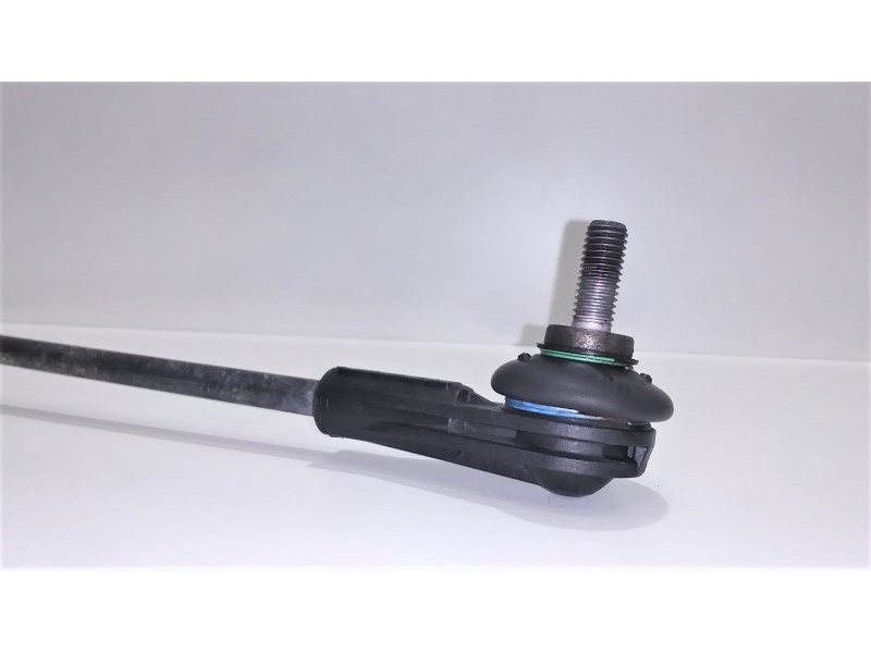 Recambio de bieleta estabilizadora delantera derecha para bmw serie 3 touring (f31) 318d referencia OEM IAM 6792211 49269 
