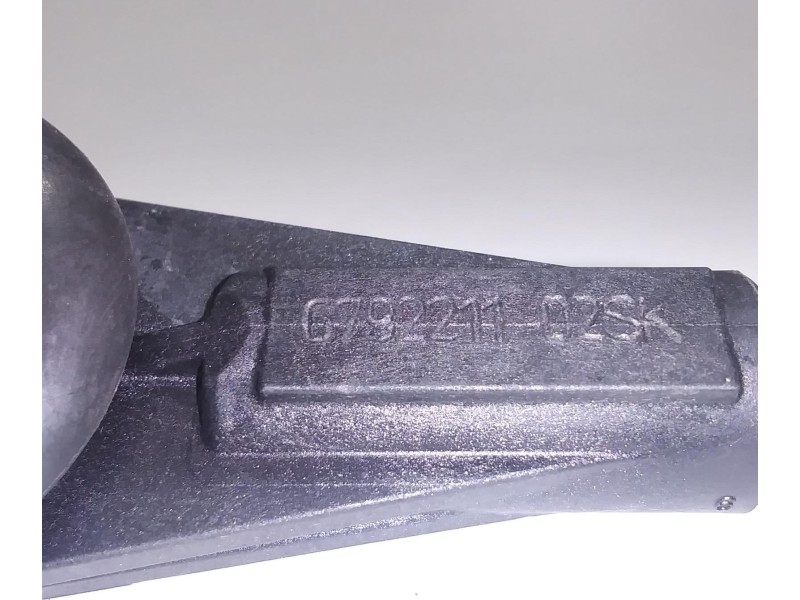 Recambio de bieleta estabilizadora delantera derecha para bmw serie 3 touring (f31) 318d referencia OEM IAM 6792211 49269 