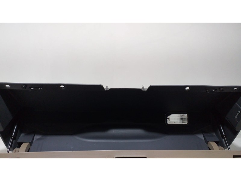 Recambio de parasol derecho para scania serie p/g/r (l-clase) fg r620 (4x2) largo cr 19 topline referencia OEM IAM 1486388 67913