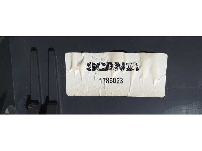Recambio de parasol derecho para scania serie p/g/r (l-clase) fg r620 (4x2) largo cr 19 topline referencia OEM IAM 1486388 67913