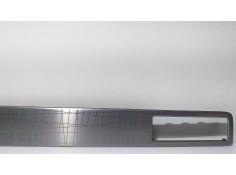 Recambio de molduras delanteras para volvo xc70 kinetic awd referencia OEM IAM 30715143 65503  2