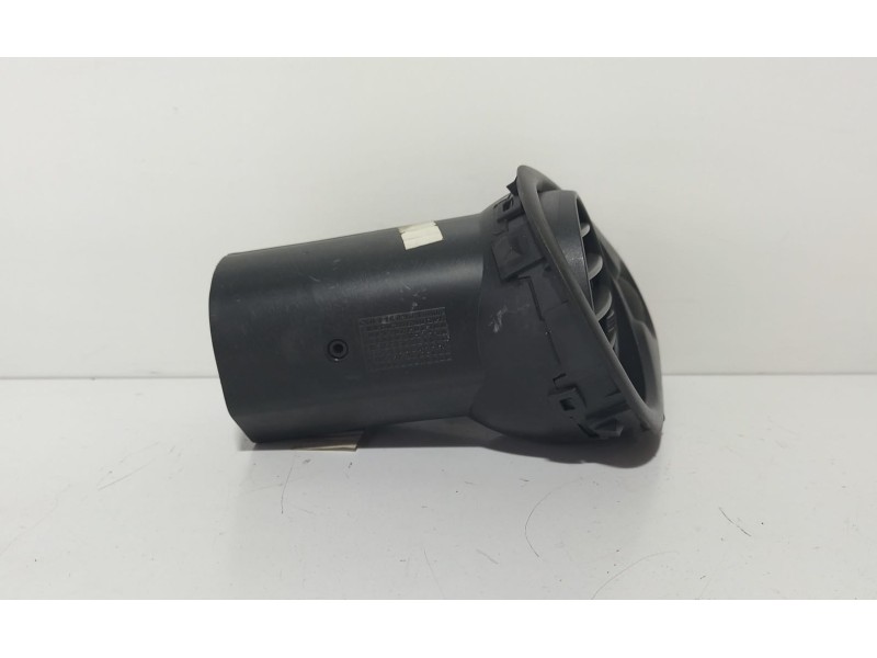 Recambio de rejilla aireadora para renault clio iii 1.5 dci diesel fap referencia OEM IAM 210252630 77381 