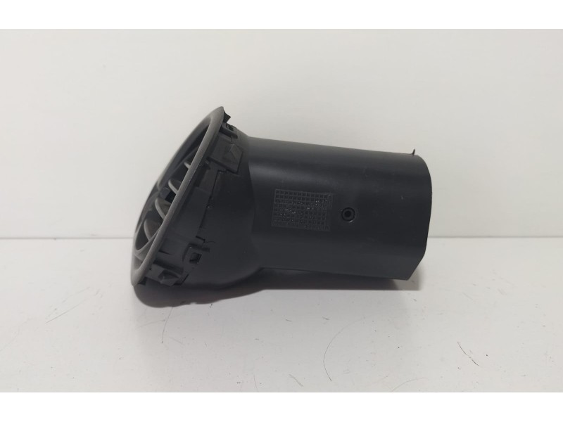 Recambio de rejilla aireadora para renault clio iii 1.5 dci diesel fap referencia OEM IAM 211294012 77382  Recambio de rejilla aireadora para renault clio iii 1.5 dci diesel fap referencia OEM IAM 211294012 77382