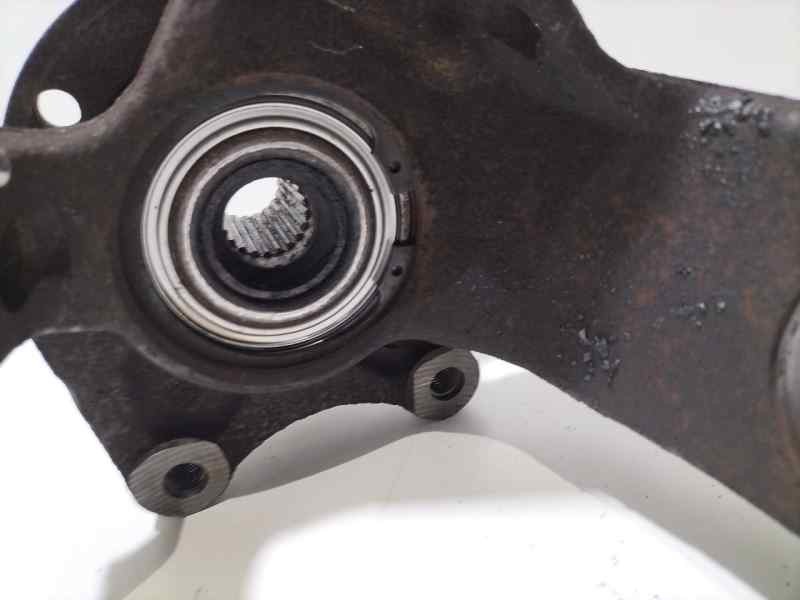Recambio de mangueta delantera izquierda para peugeot 206 berlina xt referencia OEM IAM WJY 83368 
