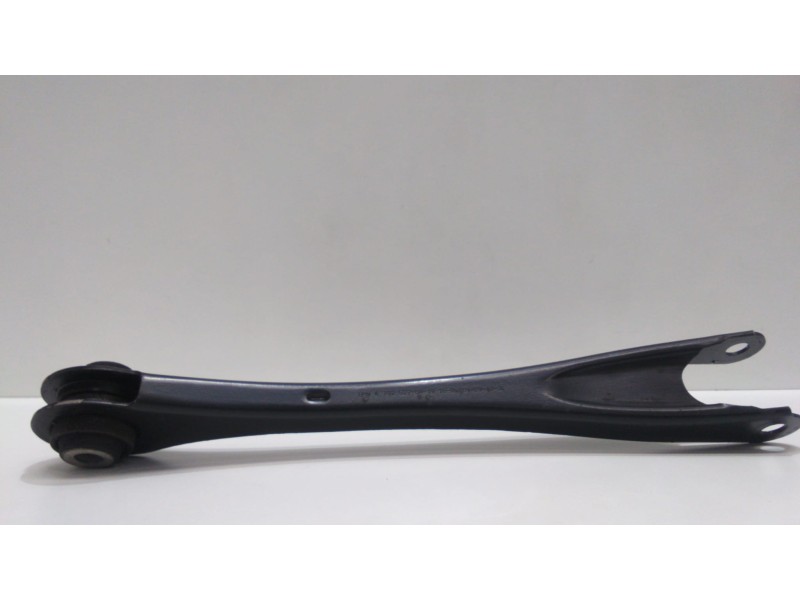 Recambio de brazo suspension inferior trasero derecho para bmw serie 3 touring (f31) 318d referencia OEM IAM 6792527 49280 