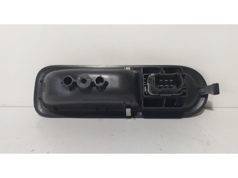 Recambio de mando elevalunas delantero derecho para renault clio iii 1.5 dci diesel fap referencia OEM IAM 8200356517B 77385 