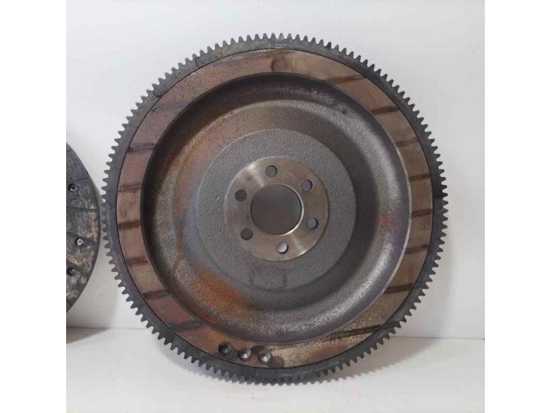 Recambio de volante motor para citroën c4 berlina collection referencia OEM IAM 701497 86536 