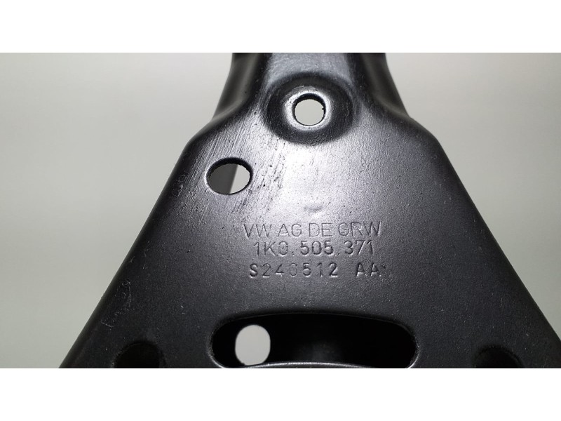 Recambio de brazo suspension inferior trasero derecho para audi q3 (8u) 2.0 tfsi (155kw) ambition quattro referencia OEM IAM 1K0