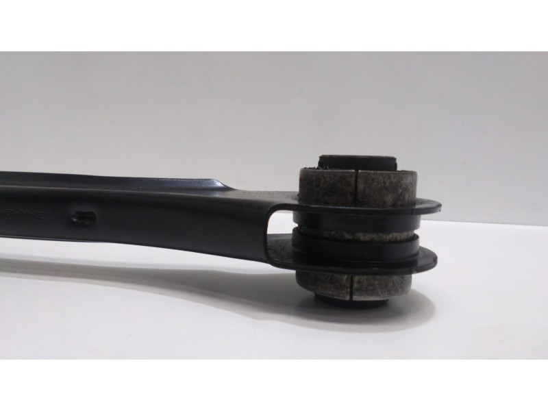 Recambio de brazo suspension superior trasero derecho para bmw serie 3 touring (f31) 318d referencia OEM IAM 6792519 49281 