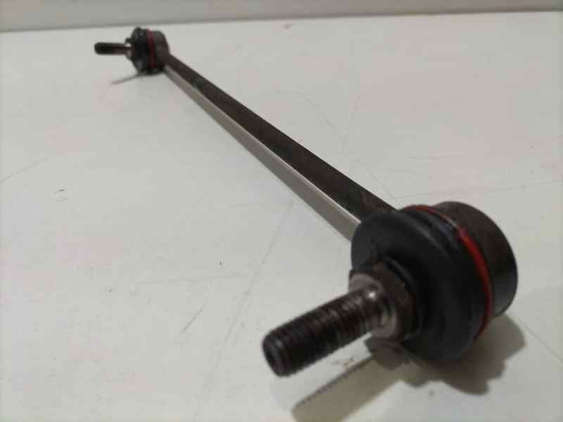 Recambio de bieleta estabilizadora delantera derecha para peugeot 206 berlina xt referencia OEM IAM WJY 83374 