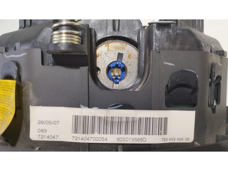 Recambio de airbag delantero izquierdo para fiat doblo (119) 1.3 16v jtd cat referencia OEM IAM 605013568D 77390 