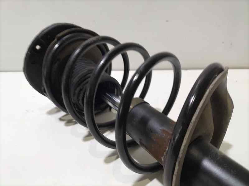 Recambio de amortiguador delantero izquierdo para peugeot 206 berlina xt referencia OEM IAM WJY 83376 