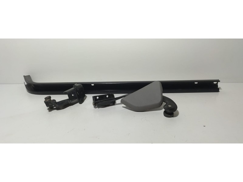 Recambio de soporte / guia puerta corredera para fiat doblo (119) 1.3 16v jtd cat referencia OEM IAM 199A2000 77391 