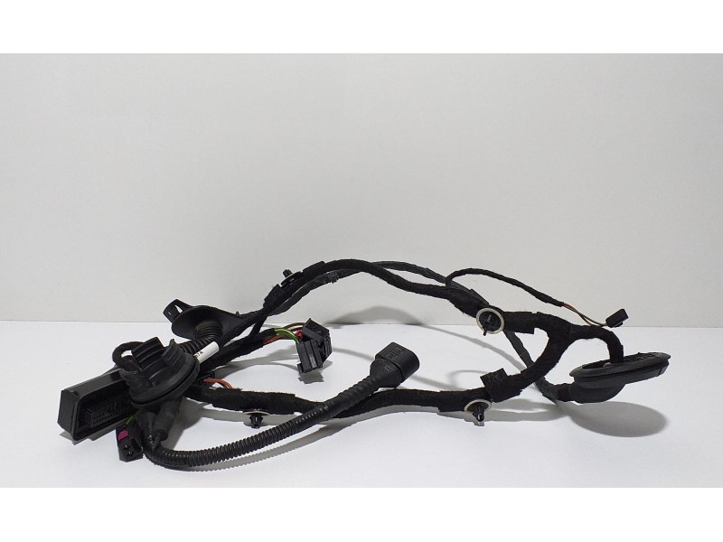 Recambio de puerta trasera derecha para audi q3 (8u) 2.0 tfsi (155kw) ambition quattro referencia OEM IAM 8U0971687A 57604 