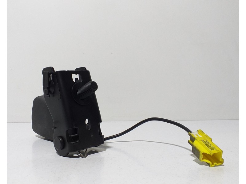 Recambio de cinturon seguridad trasero derecho para volvo xc70 kinetic awd referencia OEM IAM 8632321 65520 