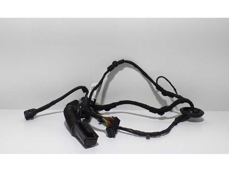 Recambio de puerta trasera izquierda para audi q3 (8u) 2.0 tfsi (155kw) ambition quattro referencia OEM IAM 8U0971687A 57605 