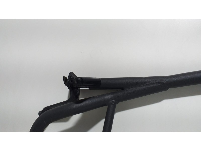 Recambio de bandeja trasera para volvo xc70 kinetic awd referencia OEM IAM D5244T10 65525 