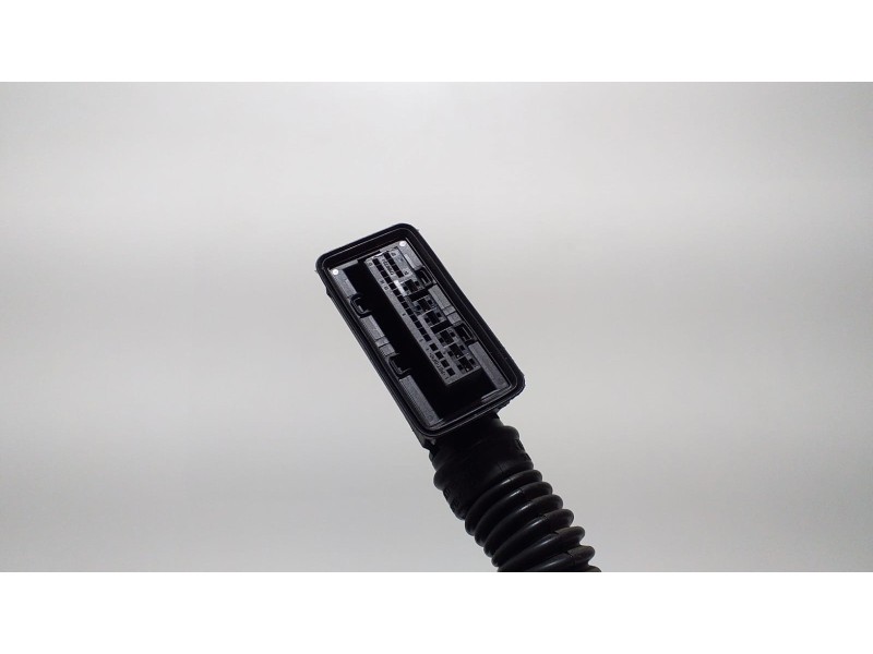 Recambio de puerta delantera izquierda para audi q3 (8u) 2.0 tfsi (155kw) ambition quattro referencia OEM IAM 8U0971029 57606 