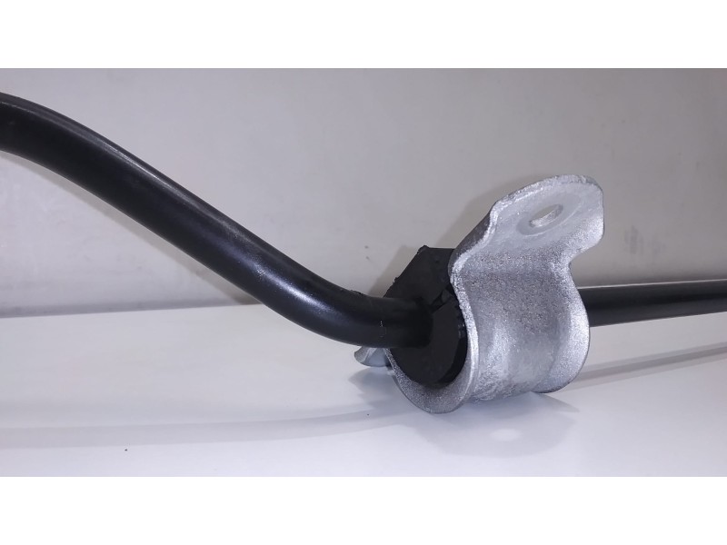 Recambio de barra estabilizadora trasera para bmw serie 3 touring (f31) 318d referencia OEM IAM 6853474 49287 