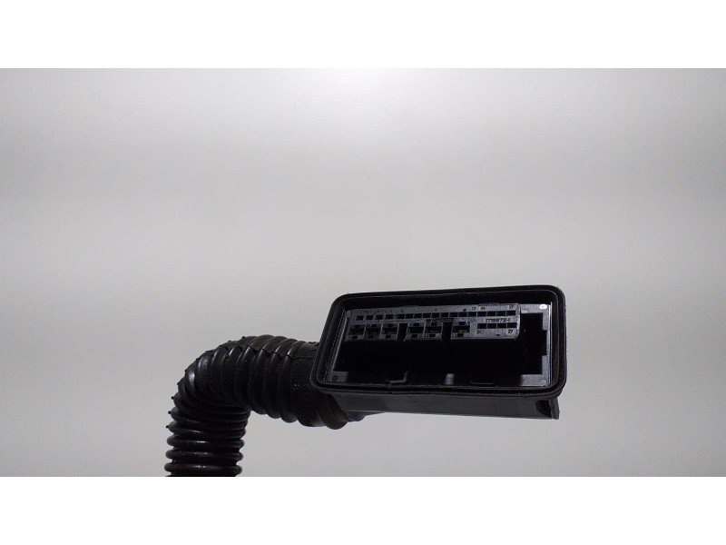 Recambio de puerta delantera derecha para audi q3 (8u) 2.0 tfsi (155kw) ambition quattro referencia OEM IAM 8U0971030 57607 