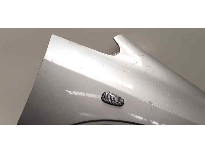 Recambio de aleta delantera derecha para opel zafira a comfort referencia OEM IAM 09195345 43144 