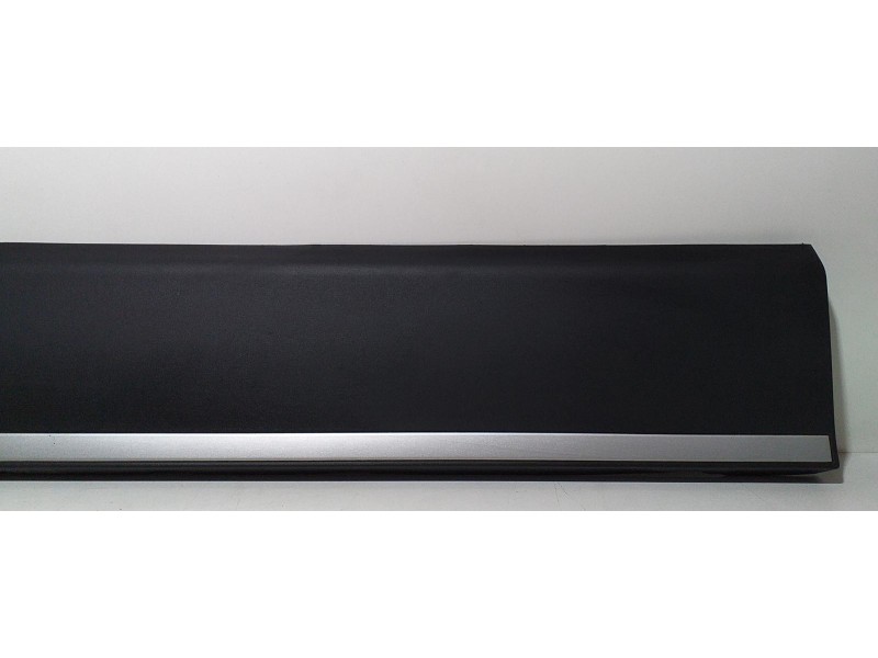 Recambio de molduras delanteras para volvo xc70 kinetic awd referencia OEM IAM 31276152 65550 