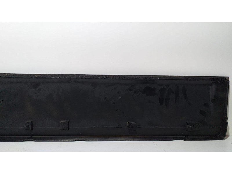 Recambio de molduras delanteras para volvo xc70 kinetic awd referencia OEM IAM 31276152 65550 