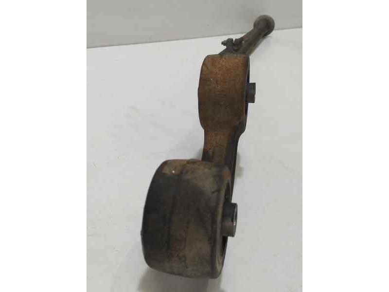 Recambio de brazo suspension inferior delantero izquierdo para land rover range rover (lp) 4.6 referencia OEM IAM HRC2313 83391 