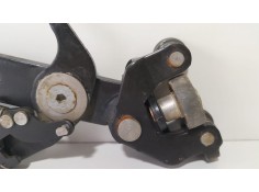 Recambio de soporte / guia puerta corredera para fiat doblo (119) 1.3 16v jtd cat referencia OEM IAM 0517908490 77464  2