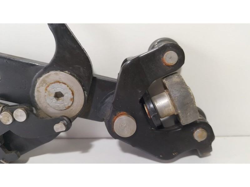 Recambio de soporte / guia puerta corredera para fiat doblo (119) 1.3 16v jtd cat referencia OEM IAM 0517908490 77464 