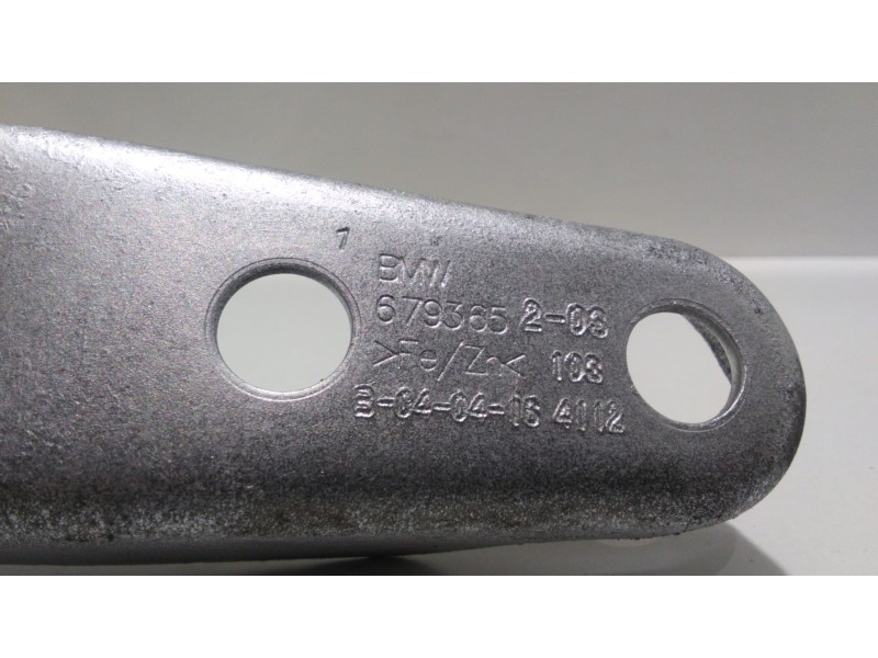 Recambio de soporte brazo suspension trasero derecho para bmw serie 3 touring (f31) 318d referencia OEM IAM 6793652 49295 