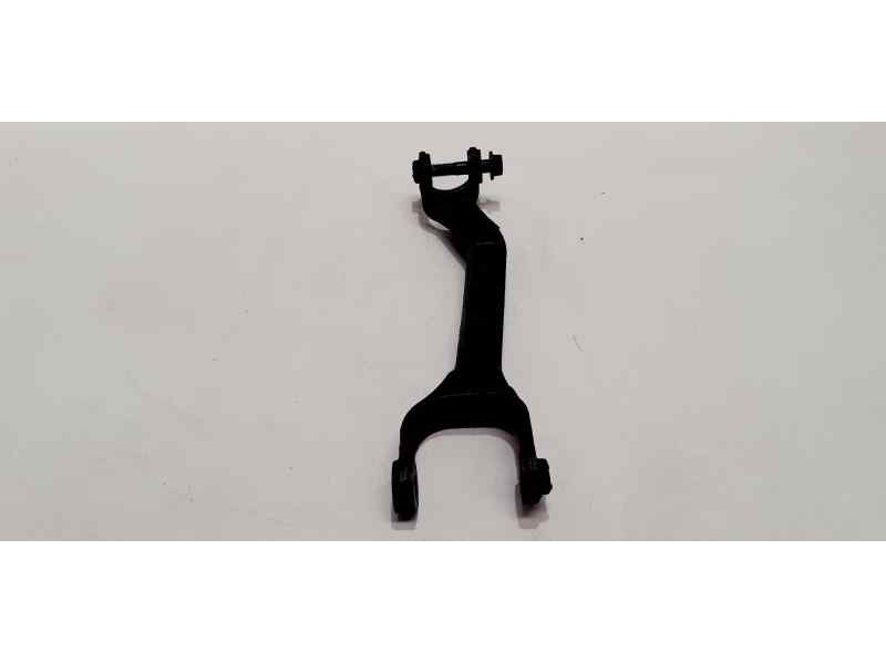 Recambio de brazo suspension inferior trasero izquierdo para volvo xc90 2.5 20v turbo cat referencia OEM IAM 8630782 44749 