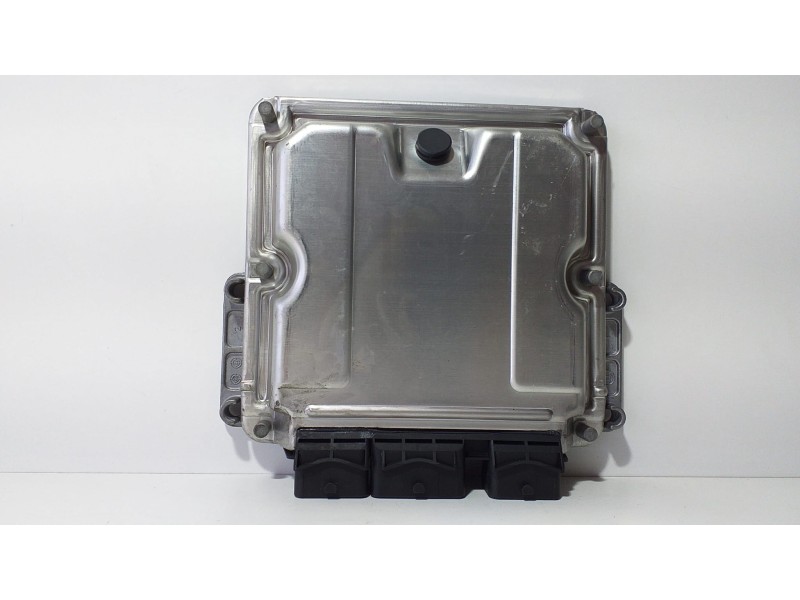 Recambio de centralita motor uce para citroën c5 berlina 2.0 hdi referencia OEM IAM 9649158380 74867 R