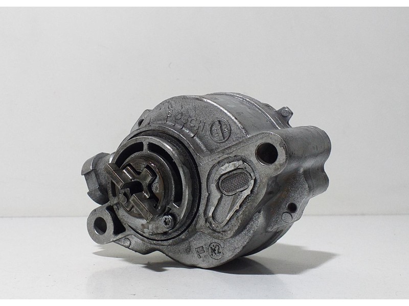 Recambio de depresor freno / bomba vacio para ford focus berlina (cap) 1.6 tdci cat referencia OEM IAM D1562C1 67979 