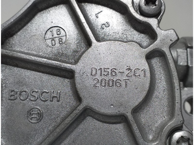 Recambio de depresor freno / bomba vacio para ford focus berlina (cap) 1.6 tdci cat referencia OEM IAM D1562C1 67979 