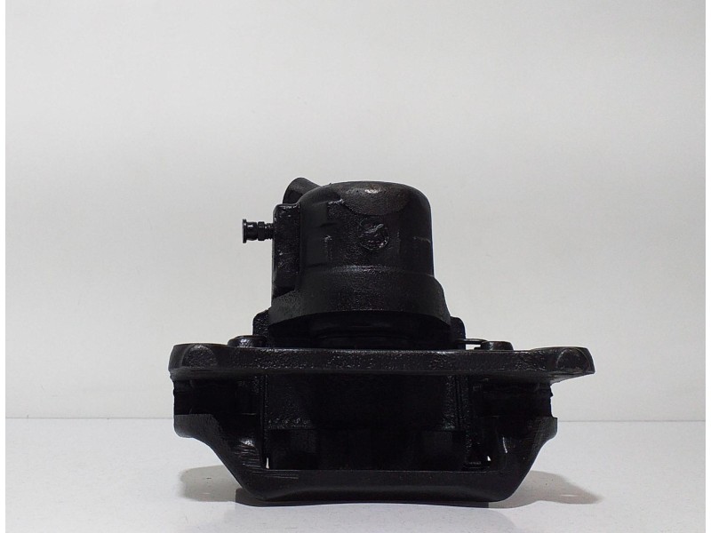 Recambio de pinza freno delantera izquierda para seat marbella ce referencia OEM IAM 52577 65578 