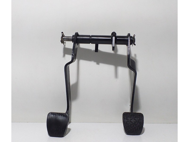 Recambio de pedal embrague para mercedes-benz actros 2/3 2 - ejes / 6 cil. 1841 4x2 om 501 la l (largo) referencia OEM IAM A9412