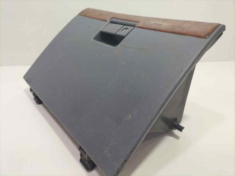 Recambio de guantera para toyota land cruiser (j9) td gx (5-ptas.) referencia OEM IAM 5555260080 81944 