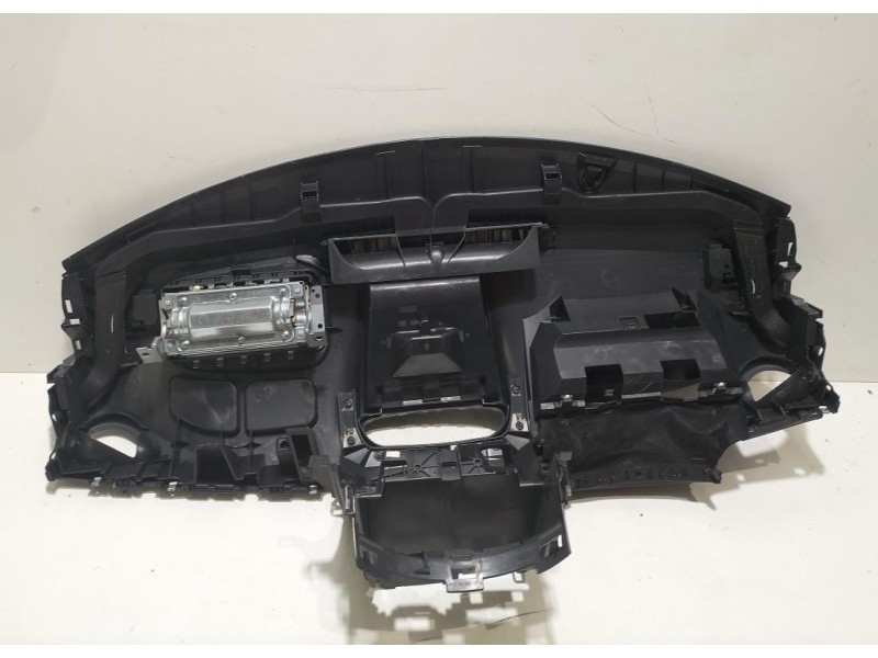 Recambio de salpicadero para renault clio iii 1.5 dci diesel cat referencia OEM IAM 8200884275 77407 