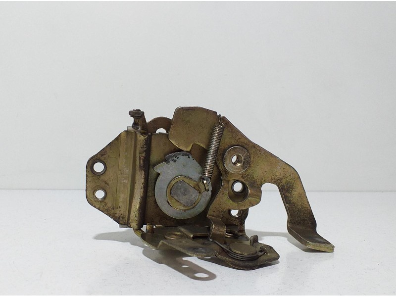 Recambio de cerradura puerta delantera derecha para seat marbella ce referencia OEM IAM SE141521700A 65589 