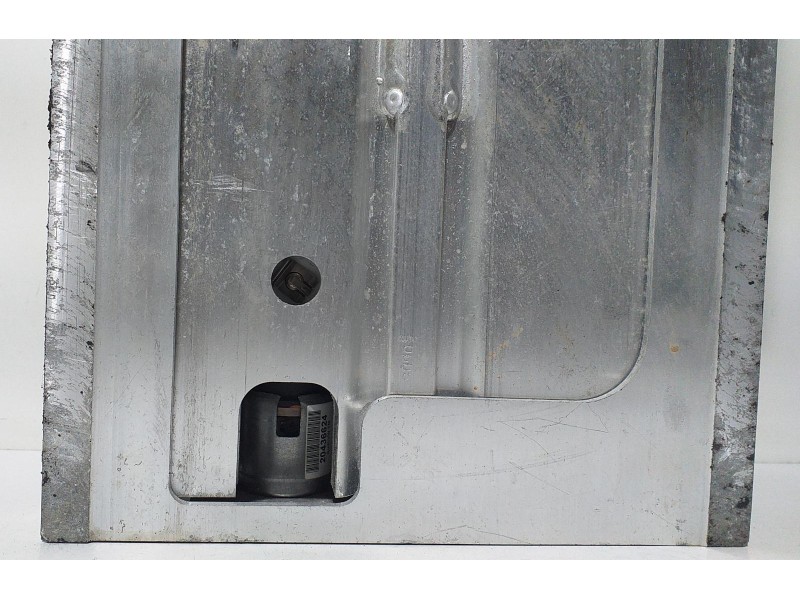 Recambio de barra antivuelco para audi a4 cabrio (8h) 2.5 tdi referencia OEM IAM 8H0880077B 67985 