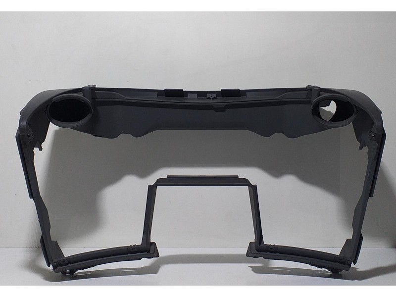 Recambio de salpicadero para scania serie p/g/r (l-clase) fg r620 (4x2) largo cr 19 topline referencia OEM IAM 1728034 67987 