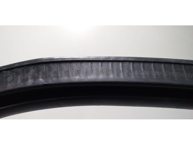 Recambio de goma contorno para audi q3 (8u) 2.0 tfsi (155kw) ambition quattro referencia OEM IAM 8U08313721 57683 