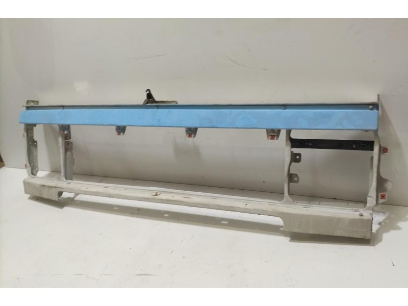 Recambio de travesaño superior para fiat ducato 1.8 referencia OEM IAM J5 77412 