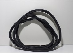 Recambio de goma contorno para audi q3 (8u) 2.0 tfsi (155kw) ambition quattro referencia OEM IAM 8U0827705A 57684 