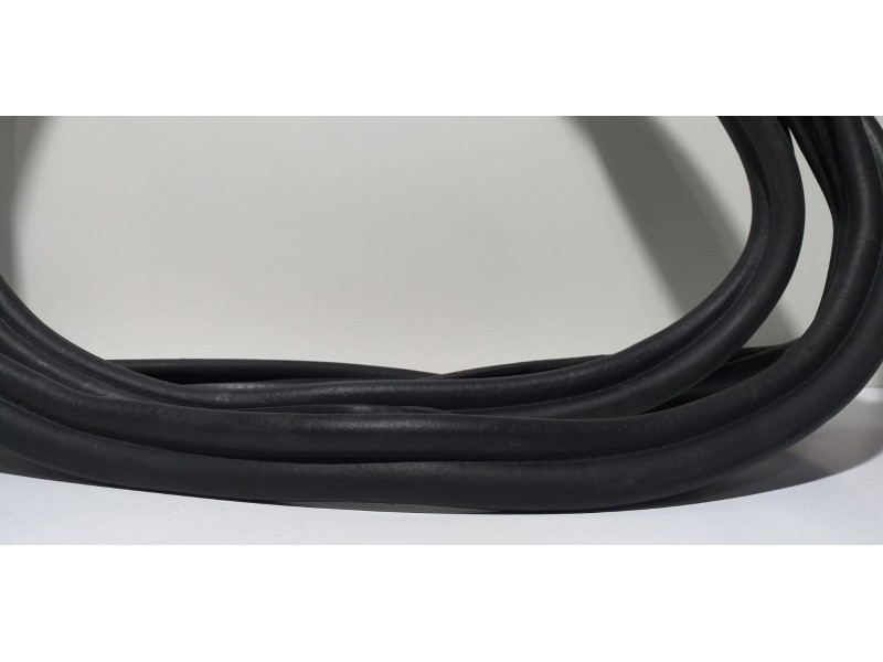 Recambio de goma contorno para audi q3 (8u) 2.0 tfsi (155kw) ambition quattro referencia OEM IAM 8U0827705A 57684 