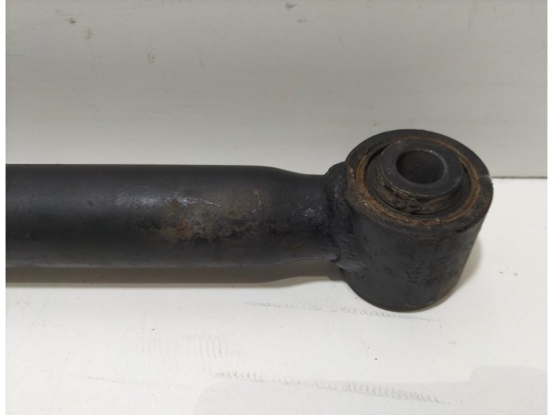 Recambio de tirante trasero derecho para toyota land cruiser (j10) 4.2 24v turbodiesel cat referencia OEM IAM 1HDFTE 77421 R